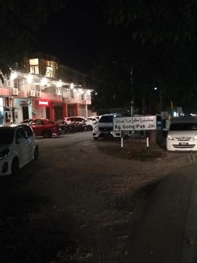 Daisyinn Budget Hotel Kuala Terengganu Kampong Gong Badak Zewnętrze zdjęcie